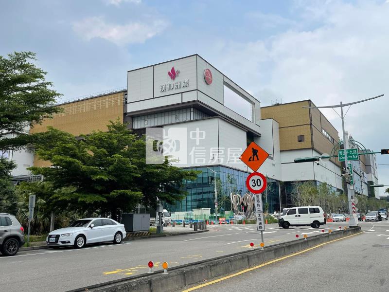 11期窗的博物館3房平車房屋室內格局與周邊環境