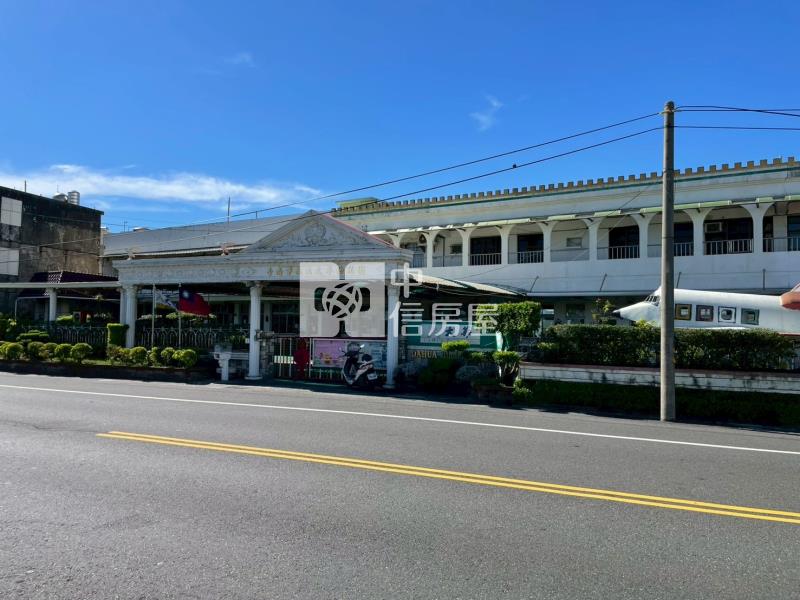 新營南紙段都內農地房屋室內格局與周邊環境