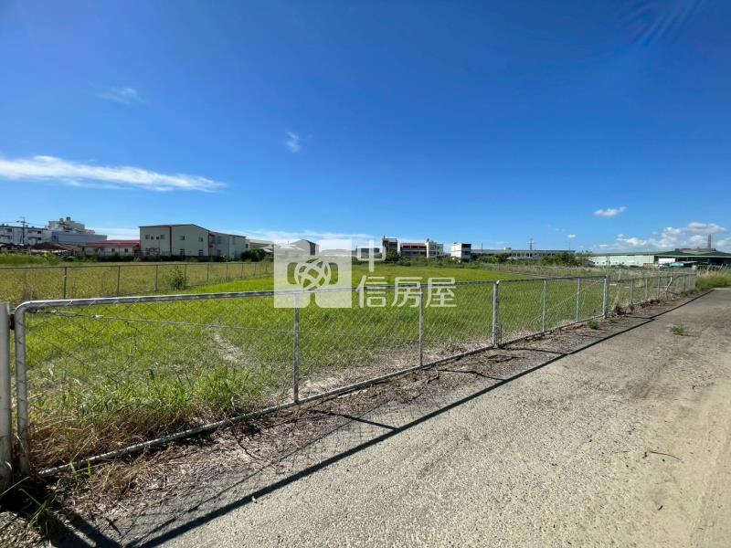 新營南紙段都內農地房屋室內格局與周邊環境