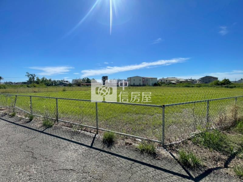 新營南紙段都內農地房屋室內格局與周邊環境