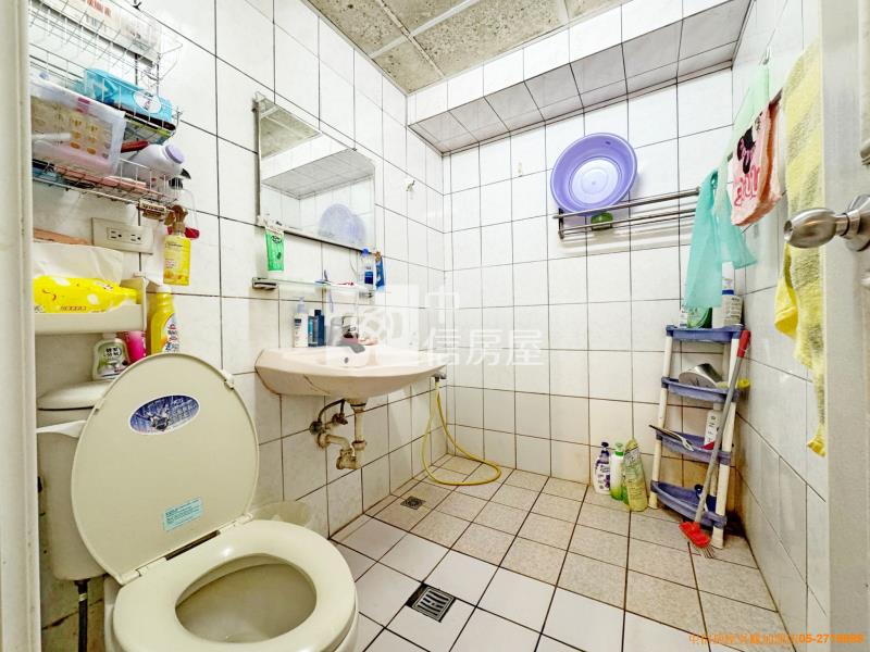 港坪公園景觀採光正2房房屋室內格局與周邊環境