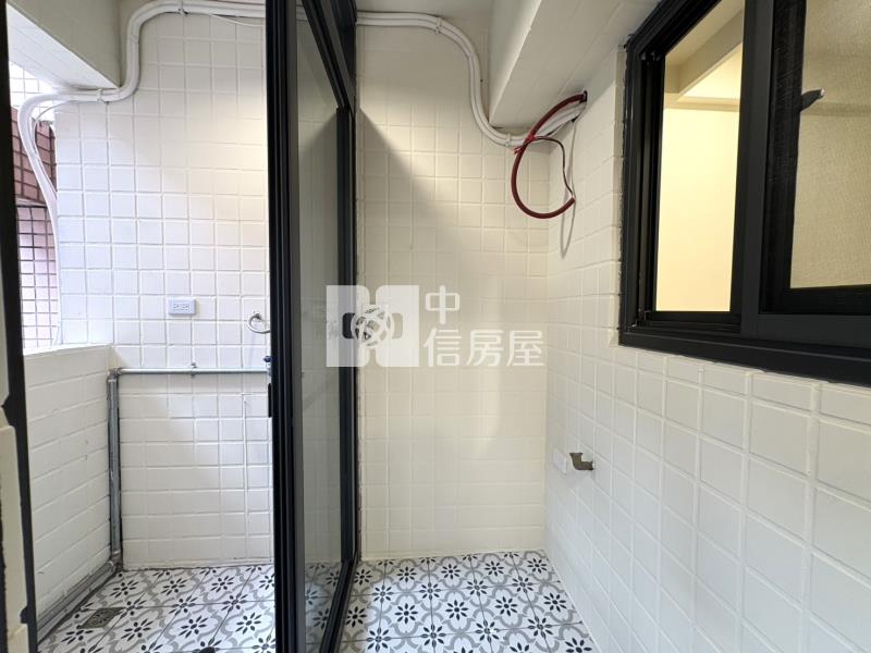 文心百利美三房車位房屋室內格局與周邊環境