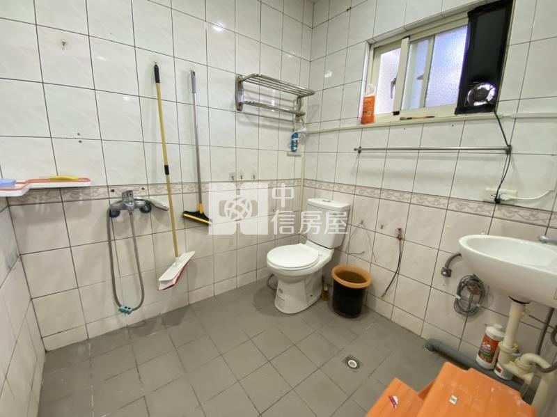 中山路近愛買低樓層公寓2房房屋室內格局與周邊環境