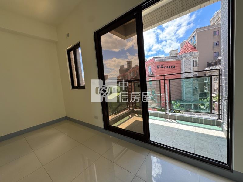 龍潭市中心全新電梯別墅房屋室內格局與周邊環境