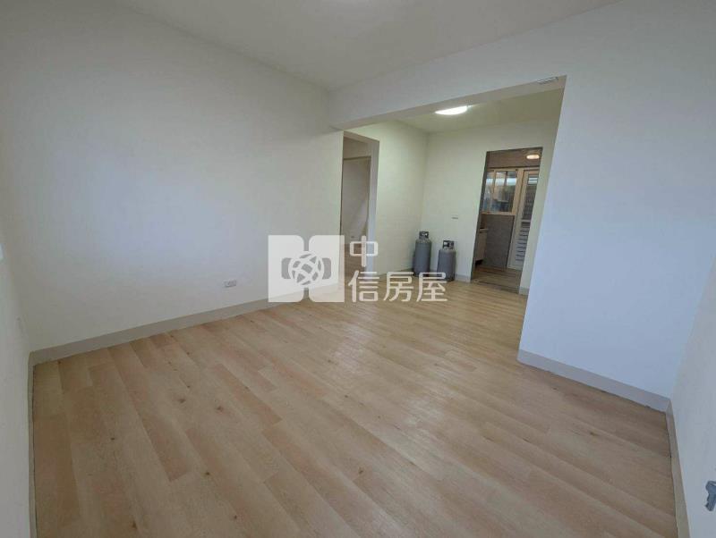 高獅路三房公寓三樓房屋室內格局與周邊環境