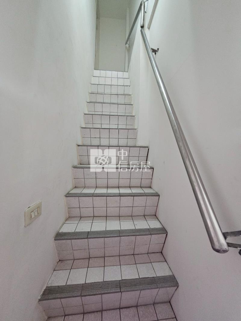 興嘉上海路旁漂亮透天房屋室內格局與周邊環境