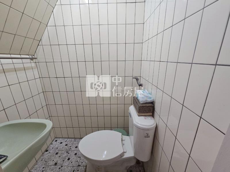 興嘉上海路旁漂亮透天房屋室內格局與周邊環境