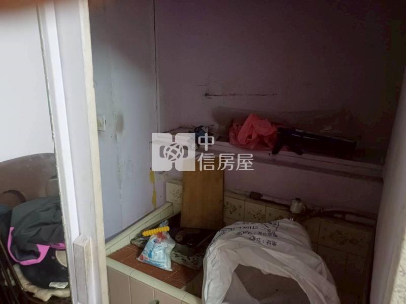 龍元路超值店面房屋室內格局與周邊環境