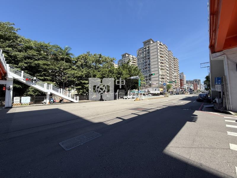 一中核心商圈六米大面寬建地房屋室內格局與周邊環境