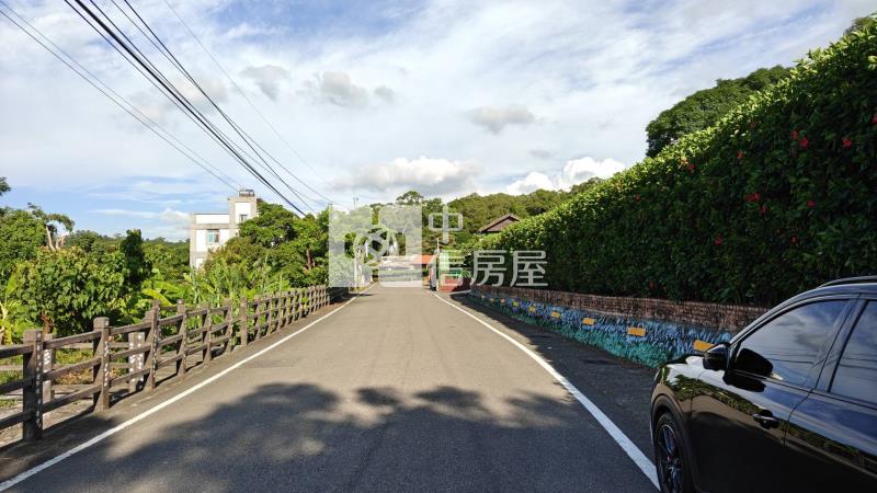 【安家】專任-造橋8米路旁大面寬美農地房屋室內格局與周邊環境