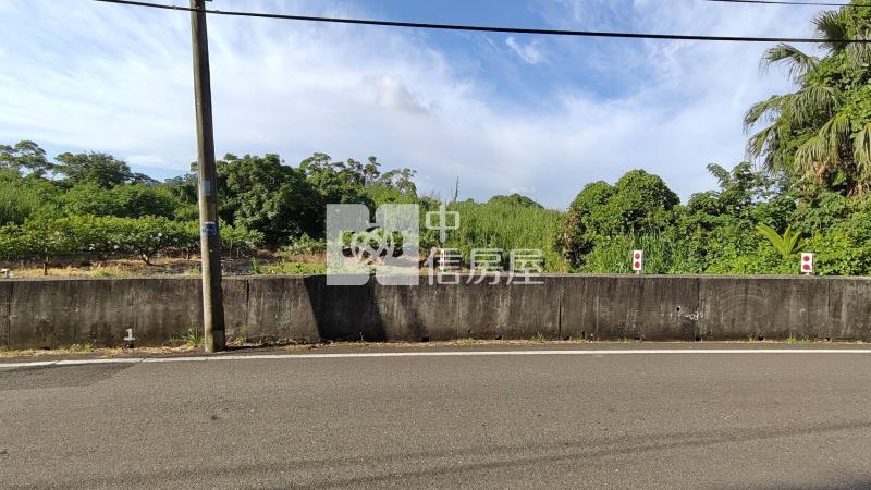 【安家】專任-造橋8米路旁大面寬美農地房屋室內格局與周邊環境