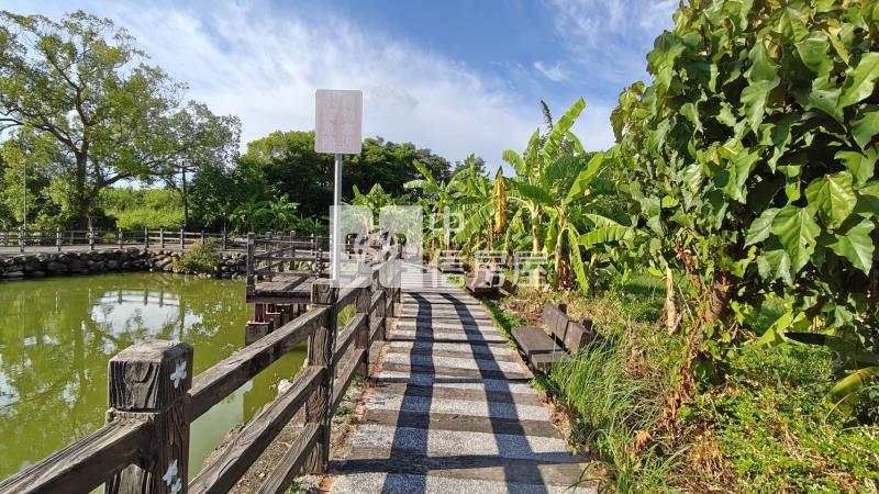 【安家】專任-造橋8米路旁大面寬美農地房屋室內格局與周邊環境