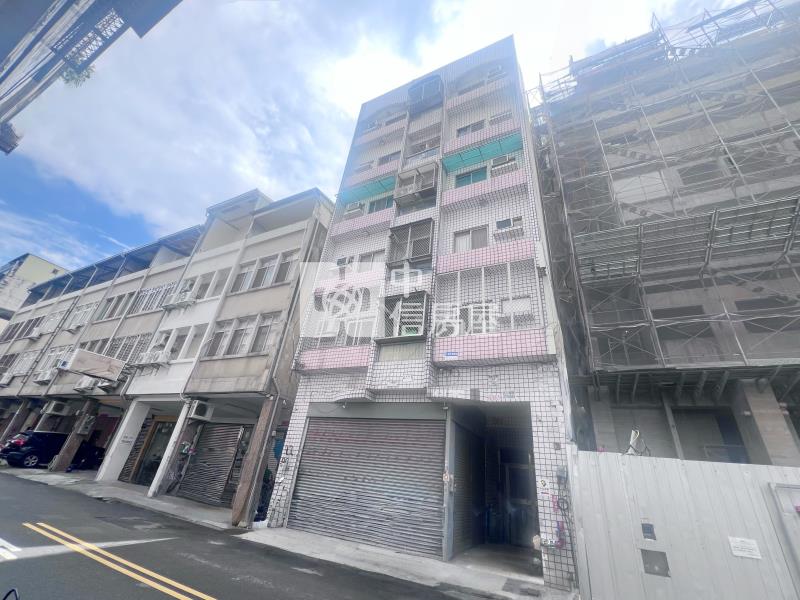 青海商圈電梯美3房房屋室內格局與周邊環境