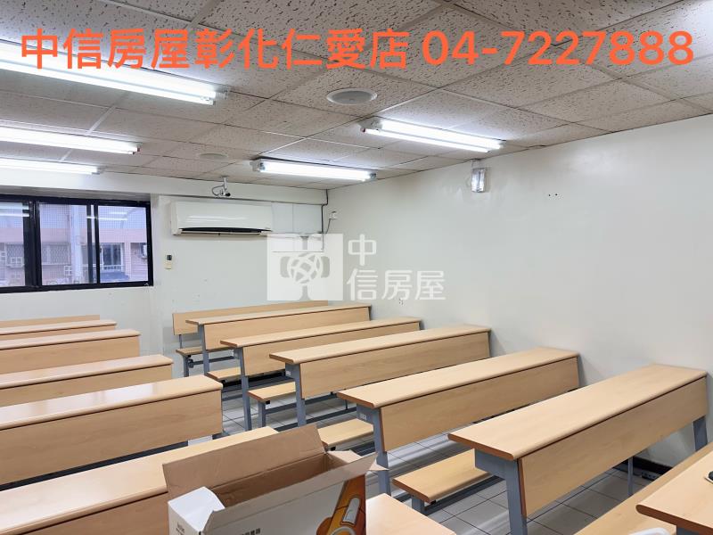 獨家~台中新平國小旁店面房屋室內格局與周邊環境