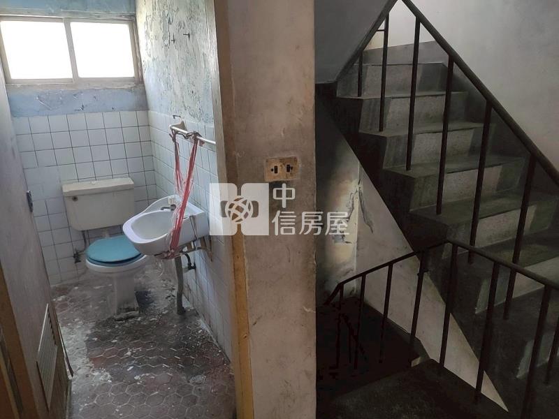 北斗中正路旁朝南增值物件(專房屋室內格局與周邊環境