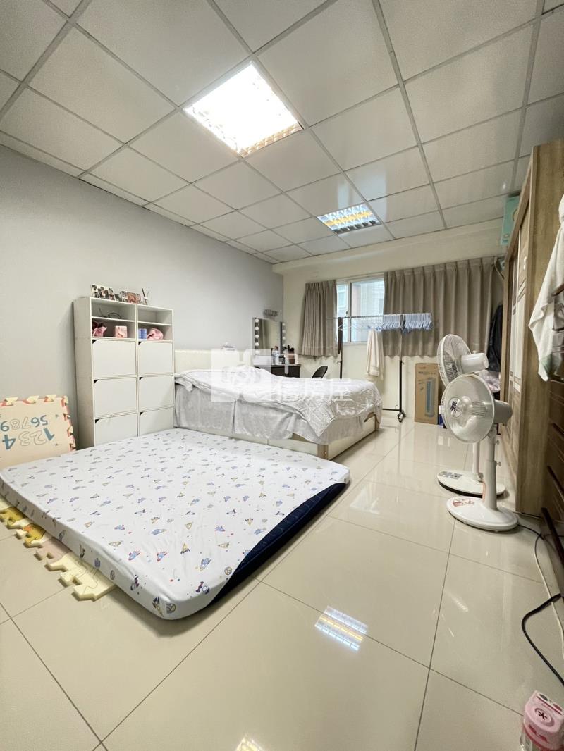 五期精美樓店房屋室內格局與周邊環境