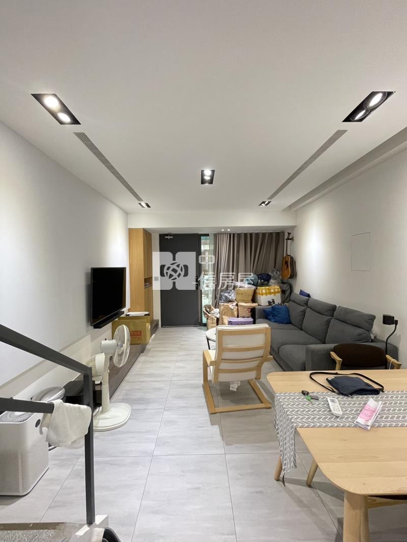 五期精美樓店房屋室內格局與周邊環境
