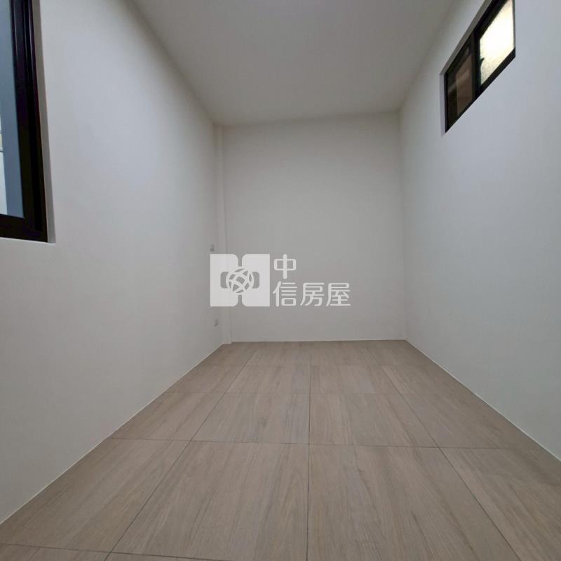岡山翻新增建滿美透天房屋室內格局與周邊環境