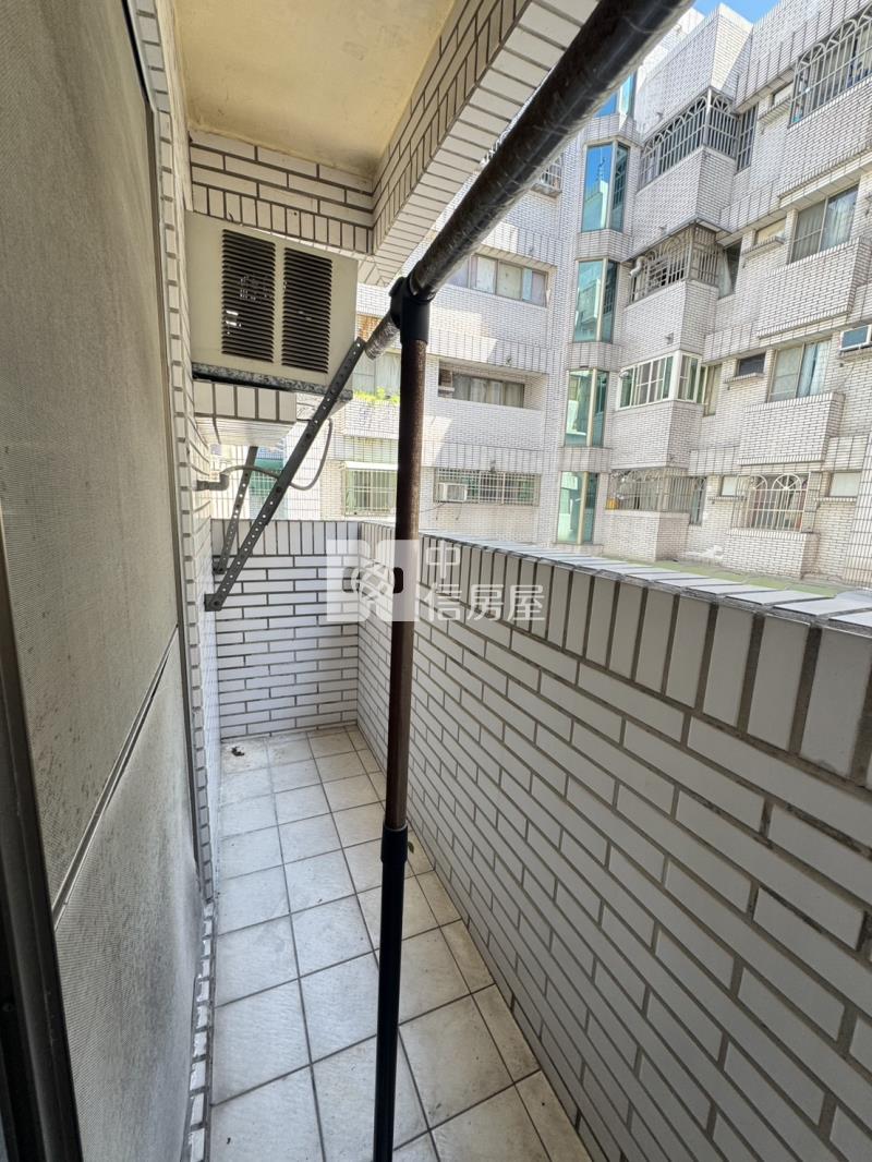 內埔新雪梨美和學區車位大樓房屋室內格局與周邊環境