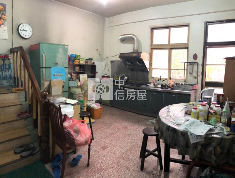 員林仁愛中醫旁金店面房屋室內格局與周邊環境