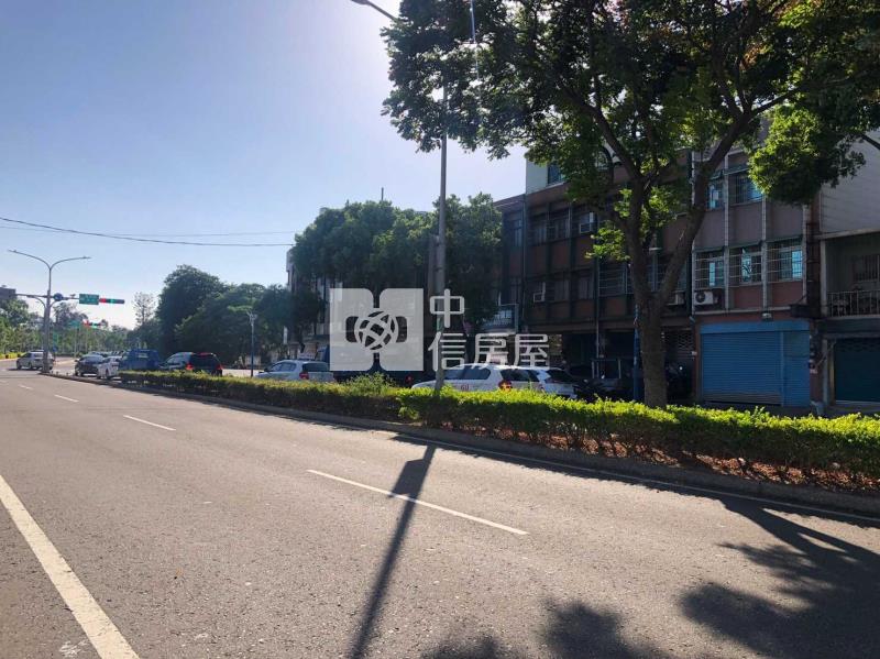 體育園區旁龍慈路金透店房屋室內格局與周邊環境
