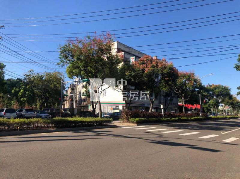 體育園區旁龍慈路金透店房屋室內格局與周邊環境
