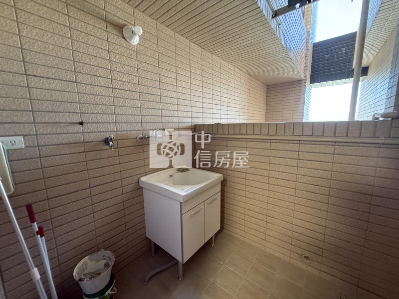 浩瀚森之道三房雙平車房屋室內格局與周邊環境