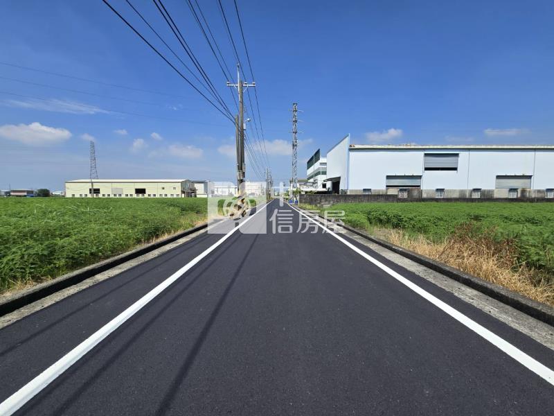 岡山嘉華產業園區臨路美農地房屋室內格局與周邊環境