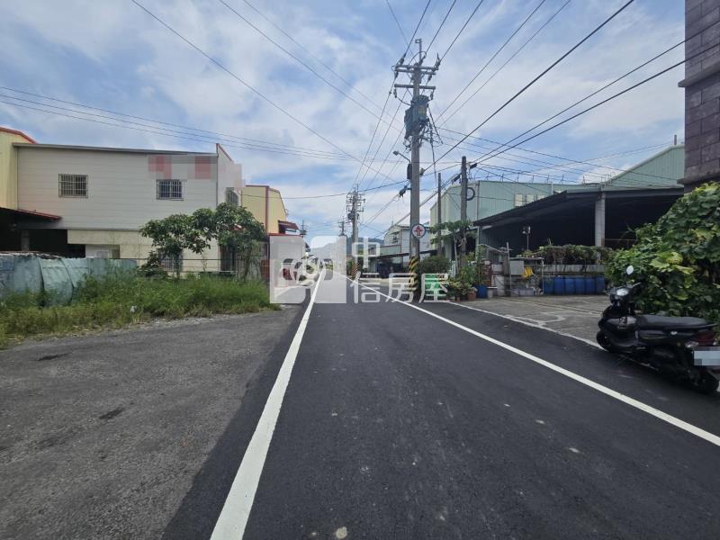 岡山嘉華產業園區臨路美農地房屋室內格局與周邊環境