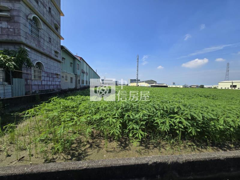 岡山嘉華產業園區臨路美農地房屋室內格局與周邊環境