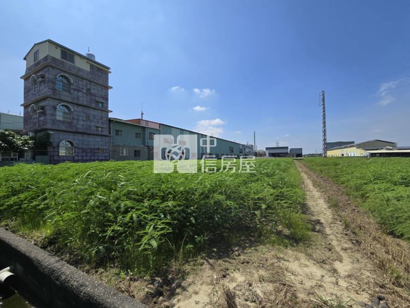 岡山嘉華產業園區臨路美農地房屋室內格局與周邊環境