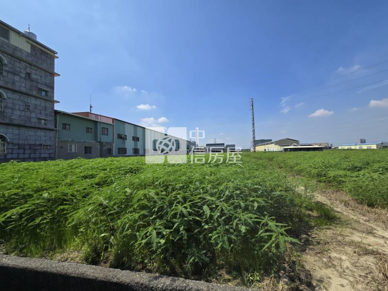 岡山嘉華產業園區臨路美農地房屋室內格局與周邊環境