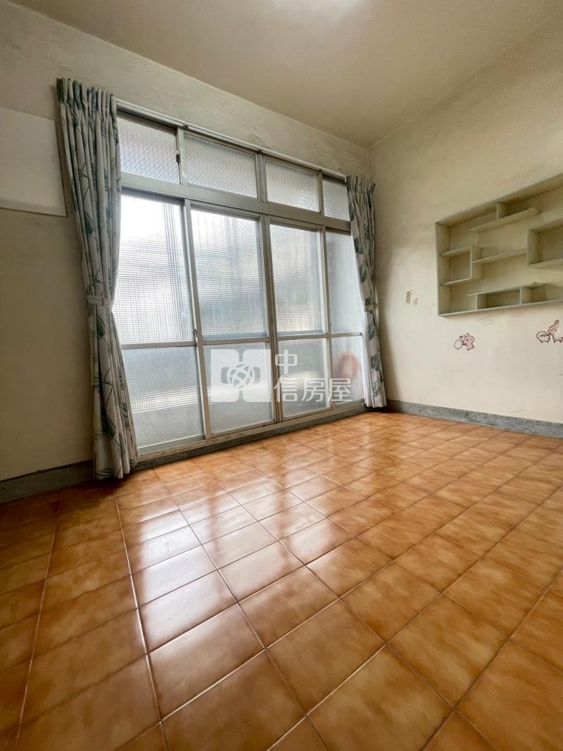 雲林國中旁美透天房屋室內格局與周邊環境