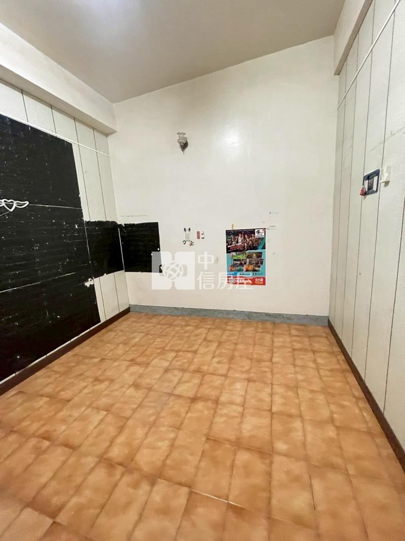 雲林國中旁美透天房屋室內格局與周邊環境