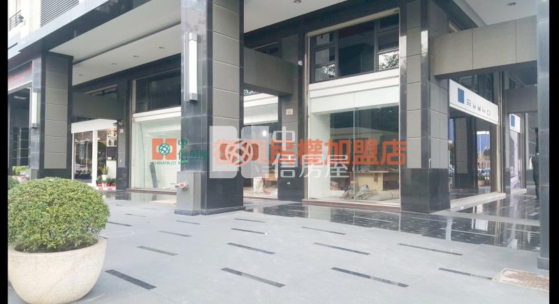 南屯七期角間雙店面房屋室內格局與周邊環境