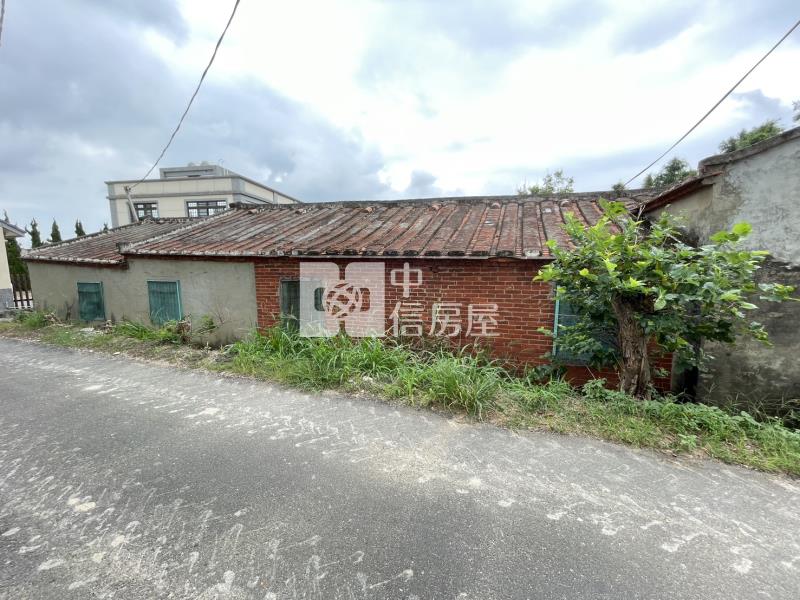 【安家】專任-新屋埔頂國小甲建房屋室內格局與周邊環境