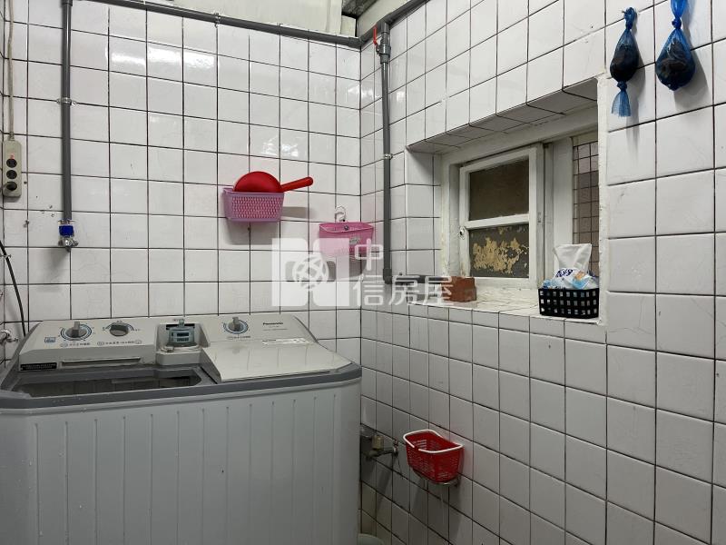 一中旁套房價買地送屋房屋室內格局與周邊環境
