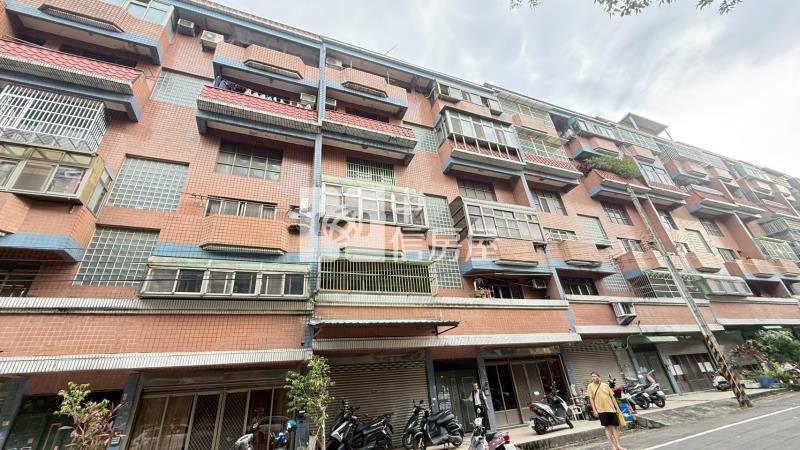 新竹關西東安國小樓中樓美寓房屋室內格局與周邊環境