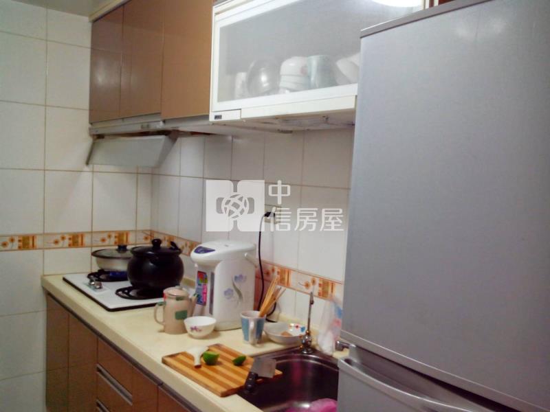 臻第美二房房屋室內格局與周邊環境