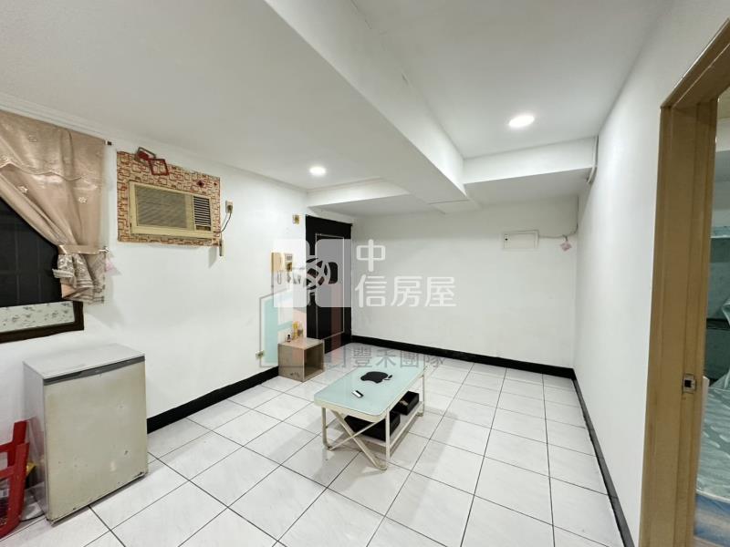 【豐禾】健行科大電梯大套房房屋室內格局與周邊環境