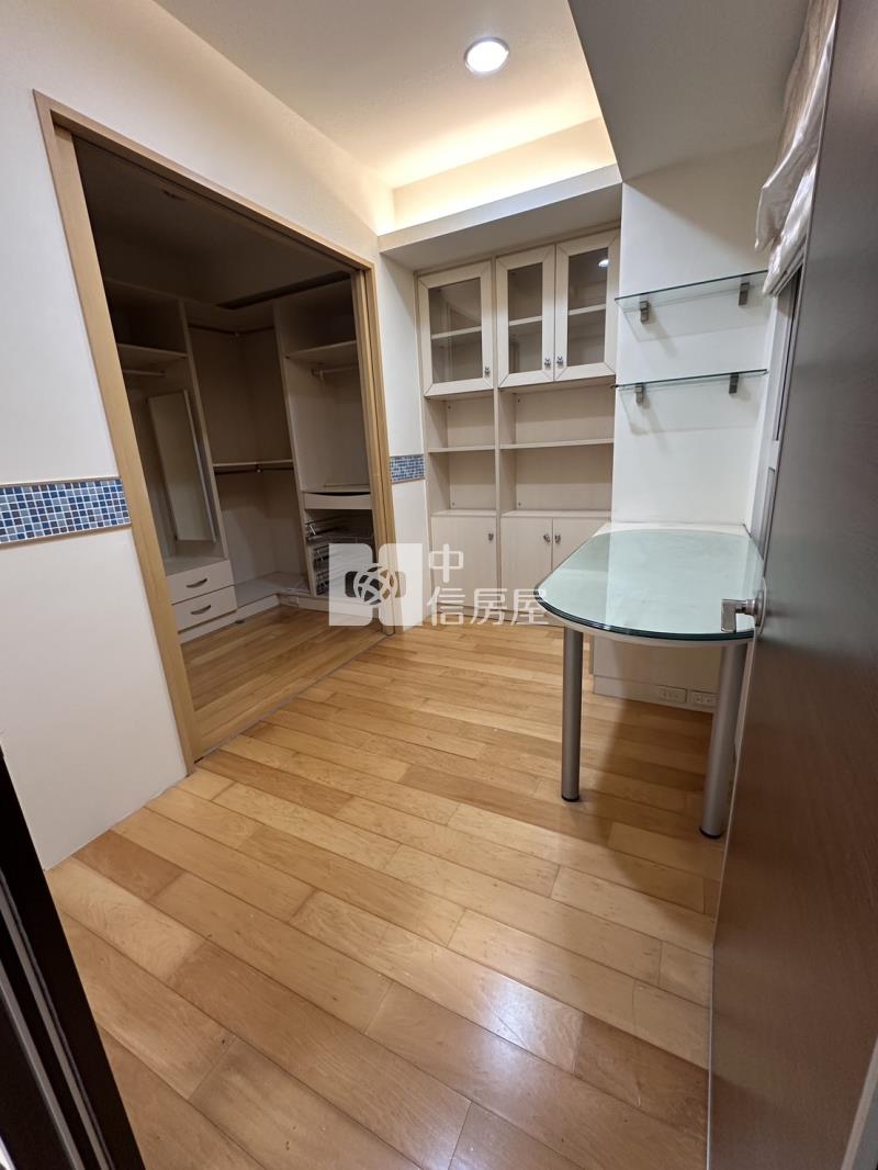 《晶顥團隊》香榭堤景4房車房屋室內格局與周邊環境