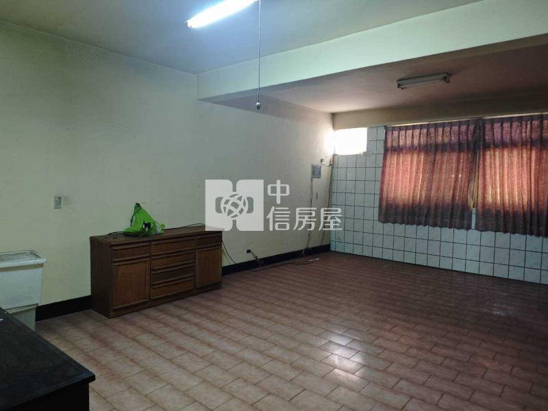 南勢國小正路邊透天店面房屋室內格局與周邊環境