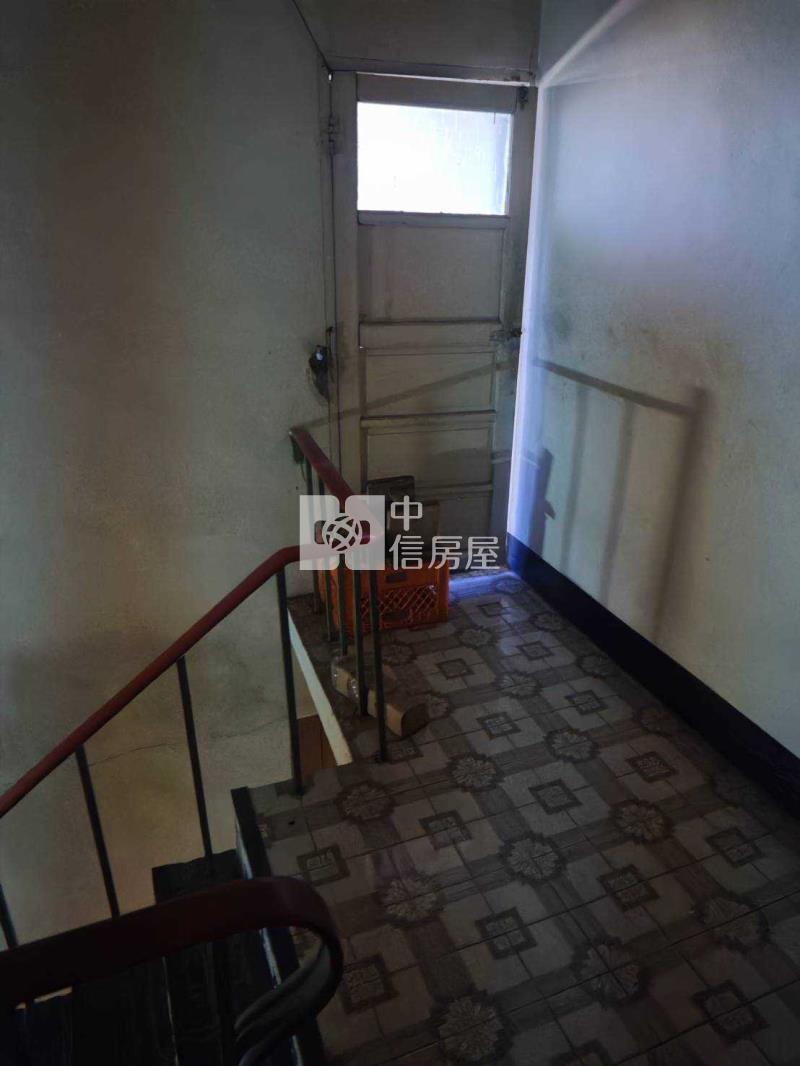 南勢國小正路邊透天店面房屋室內格局與周邊環境