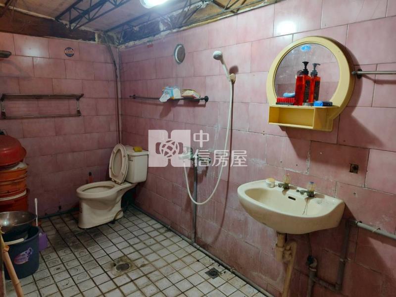D10福義軒成功透天厝6房房屋室內格局與周邊環境