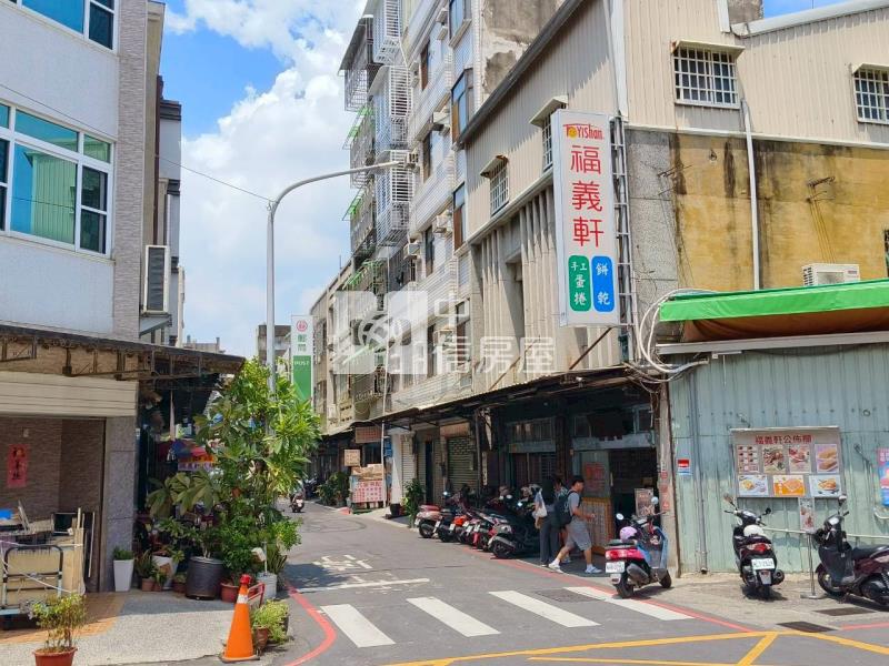 D10福義軒成功透天厝6房房屋室內格局與周邊環境