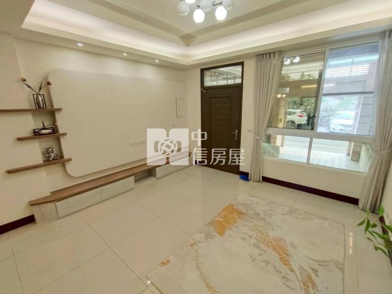 民雄秀林國小旁車墅房屋室內格局與周邊環境