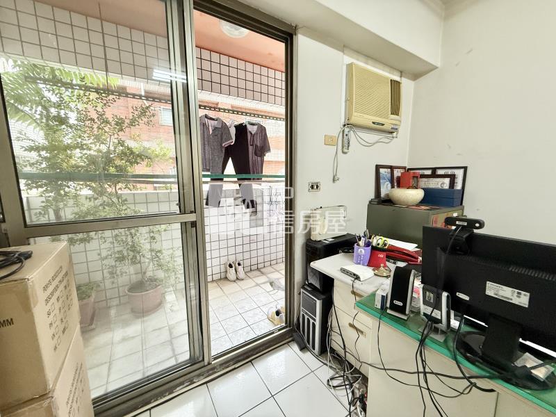 南屯捷運站2房2衛+平車房屋室內格局與周邊環境