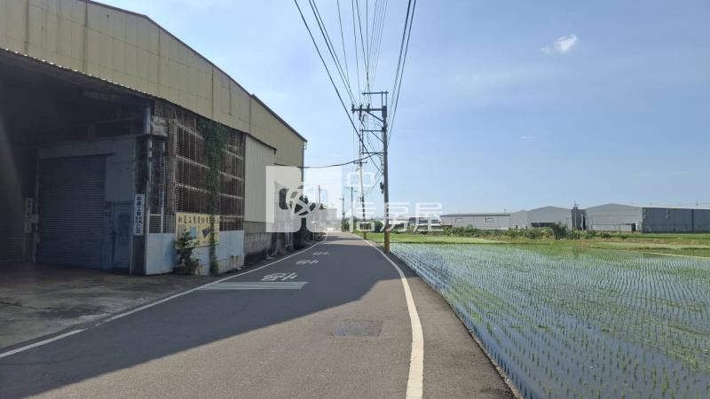 霧峰近中投雙臨路建地房屋室內格局與周邊環境