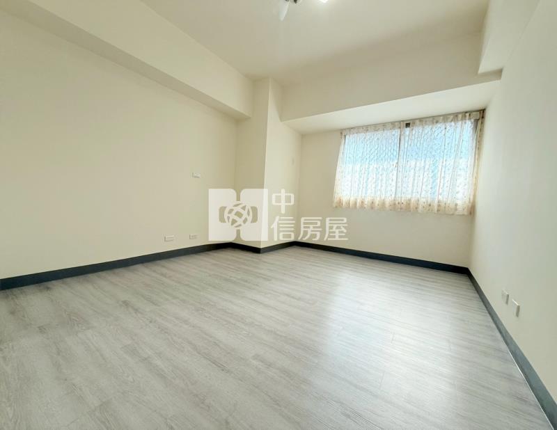 內新市場3房+休旅車位房屋室內格局與周邊環境