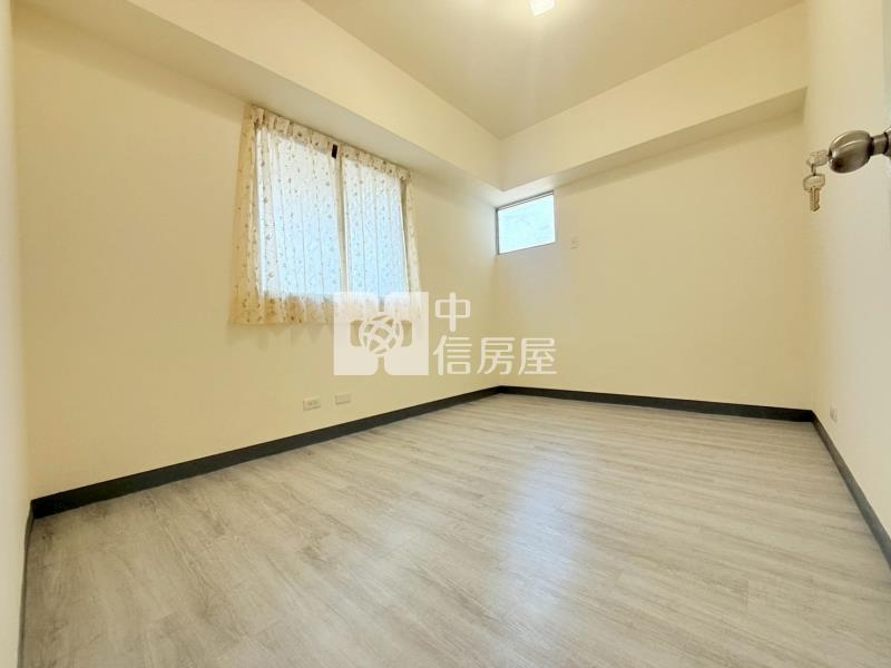 內新市場3房+休旅車位房屋室內格局與周邊環境